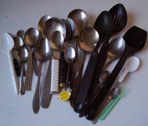 many spoons